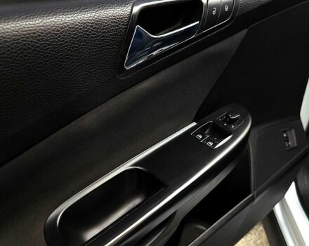 Сірий Фольксваген Пассат, об'ємом двигуна 1.6 л та пробігом 222 тис. км за 5000 $, фото 7 на Automoto.ua