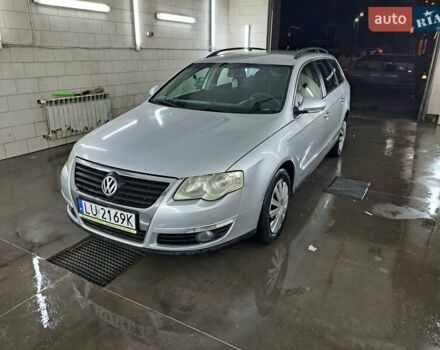 Серый Фольксваген Пассат, объемом двигателя 2 л и пробегом 310 тыс. км за 2450 $, фото 7 на Automoto.ua