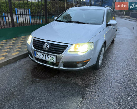 Серый Фольксваген Пассат, объемом двигателя 2 л и пробегом 300 тыс. км за 2950 $, фото 7 на Automoto.ua