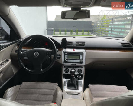 Серый Фольксваген Пассат, объемом двигателя 1.98 л и пробегом 201 тыс. км за 7300 $, фото 10 на Automoto.ua