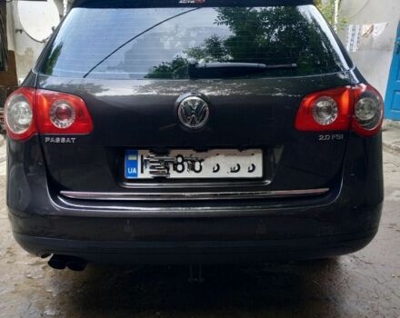 Серый Фольксваген Пассат, объемом двигателя 0 л и пробегом 300 тыс. км за 6300 $, фото 1 на Automoto.ua