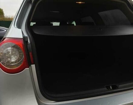 Сірий Фольксваген Пассат, об'ємом двигуна 1.6 л та пробігом 222 тис. км за 5000 $, фото 9 на Automoto.ua