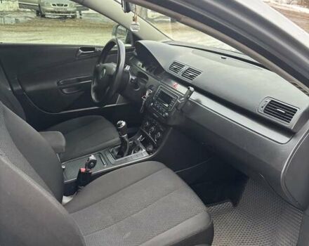 Серый Фольксваген Пассат, объемом двигателя 1.6 л и пробегом 287 тыс. км за 6300 $, фото 13 на Automoto.ua