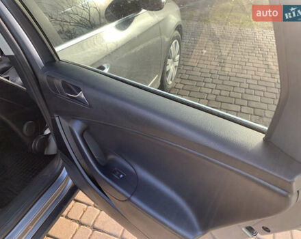 Серый Фольксваген Пассат, объемом двигателя 2 л и пробегом 247 тыс. км за 5700 $, фото 8 на Automoto.ua