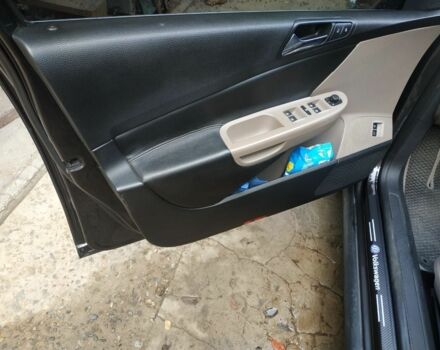 Серый Фольксваген Пассат, объемом двигателя 0 л и пробегом 300 тыс. км за 6300 $, фото 5 на Automoto.ua