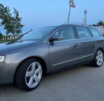 Серый Фольксваген Пассат, объемом двигателя 2 л и пробегом 198 тыс. км за 6900 $, фото 12 на Automoto.ua