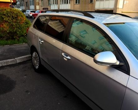 Сірий Фольксваген Пассат, об'ємом двигуна 1.6 л та пробігом 222 тис. км за 5000 $, фото 1 на Automoto.ua