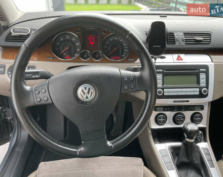 Серый Фольксваген Пассат, объемом двигателя 1.98 л и пробегом 201 тыс. км за 7300 $, фото 15 на Automoto.ua