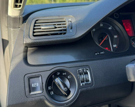 Серый Фольксваген Пассат, объемом двигателя 1.9 л и пробегом 228 тыс. км за 6100 $, фото 17 на Automoto.ua