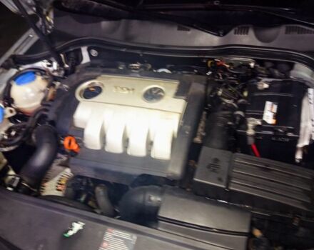 Сірий Фольксваген Пассат, об'ємом двигуна 2 л та пробігом 352 тис. км за 3650 $, фото 5 на Automoto.ua