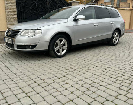 Сірий Фольксваген Пассат, об'ємом двигуна 1.6 л та пробігом 300 тис. км за 5900 $, фото 3 на Automoto.ua