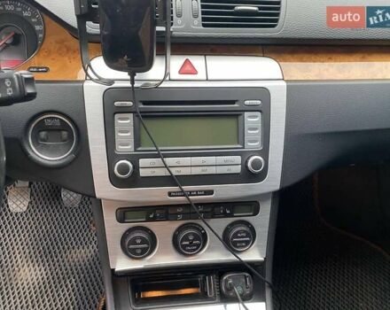 Серый Фольксваген Пассат, объемом двигателя 1.6 л и пробегом 258 тыс. км за 6500 $, фото 31 на Automoto.ua