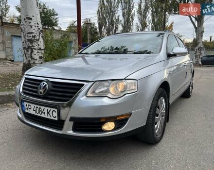 Серый Фольксваген Пассат, объемом двигателя 1.6 л и пробегом 235 тыс. км за 4750 $, фото 14 на Automoto.ua