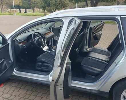 Сірий Фольксваген Пассат, об'ємом двигуна 1.6 л та пробігом 212 тис. км за 5900 $, фото 26 на Automoto.ua