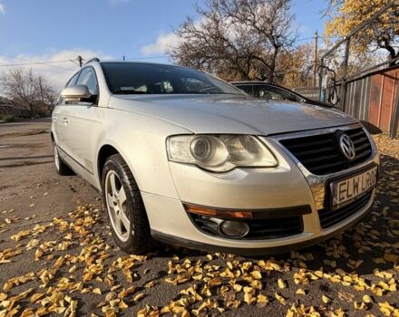 Сірий Фольксваген Пассат, об'ємом двигуна 2 л та пробігом 300 тис. км за 2800 $, фото 9 на Automoto.ua