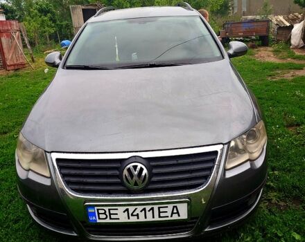 Сірий Фольксваген Пассат, об'ємом двигуна 2 л та пробігом 355 тис. км за 5500 $, фото 1 на Automoto.ua