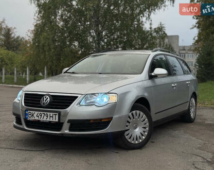 Сірий Фольксваген Пассат, об'ємом двигуна 1.9 л та пробігом 253 тис. км за 4500 $, фото 3 на Automoto.ua