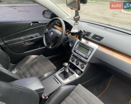 Серый Фольксваген Пассат, объемом двигателя 1.6 л и пробегом 258 тыс. км за 6500 $, фото 25 на Automoto.ua