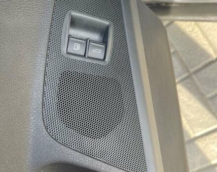 Серый Фольксваген Пассат, объемом двигателя 1.6 л и пробегом 238 тыс. км за 5200 $, фото 9 на Automoto.ua