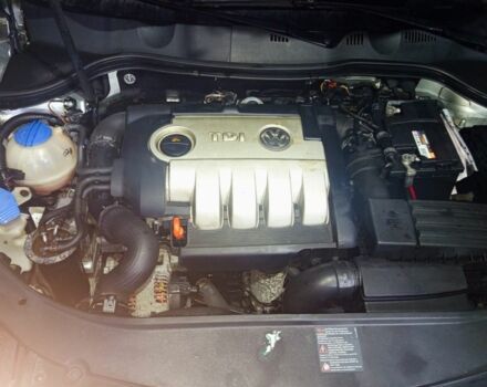 Сірий Фольксваген Пассат, об'ємом двигуна 2 л та пробігом 352 тис. км за 3650 $, фото 6 на Automoto.ua