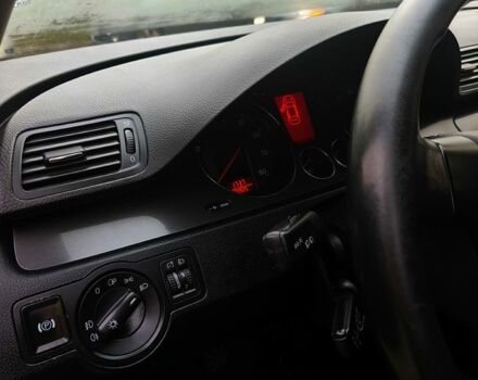 Сірий Фольксваген Пассат, об'ємом двигуна 1.6 л та пробігом 222 тис. км за 5000 $, фото 3 на Automoto.ua