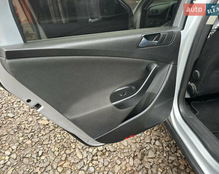 Серый Фольксваген Пассат, объемом двигателя 1.9 л и пробегом 348 тыс. км за 4400 $, фото 27 на Automoto.ua