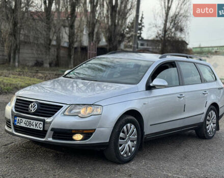 Серый Фольксваген Пассат, объемом двигателя 1.6 л и пробегом 234 тыс. км за 4250 $, фото 1 на Automoto.ua