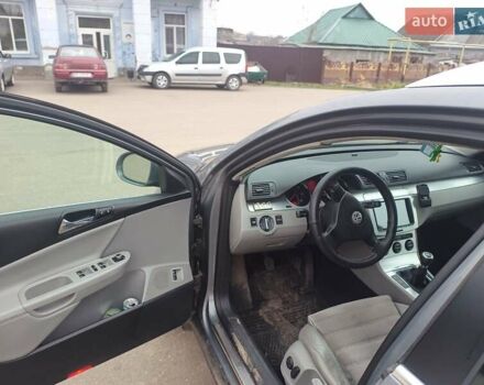 Серый Фольксваген Пассат, объемом двигателя 1.98 л и пробегом 452 тыс. км за 5000 $, фото 9 на Automoto.ua