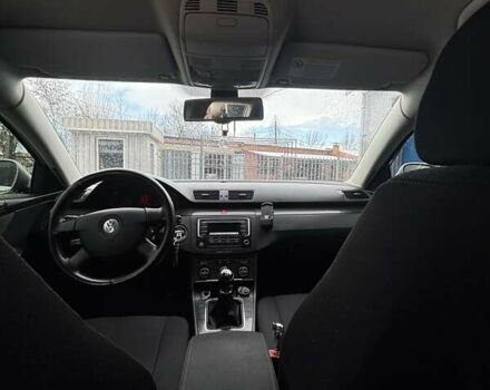 Серый Фольксваген Пассат, объемом двигателя 1.6 л и пробегом 287 тыс. км за 6300 $, фото 24 на Automoto.ua