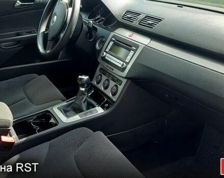 Серый Фольксваген Пассат, объемом двигателя 1.6 л и пробегом 170 тыс. км за 6700 $, фото 8 на Automoto.ua