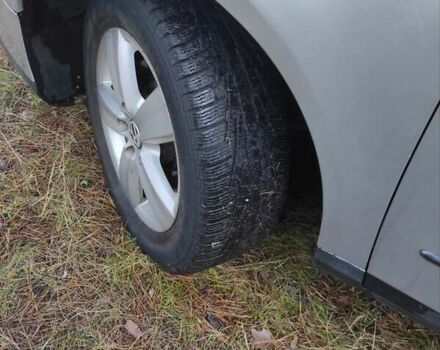 Фольксваген Пассат 2006 в Сумах на Automoto.ua Серый Фольксваген Пассат, объемом двигателя 1.97 л и пробегом 288 тыс. км за 6700 $, фото 1 на Automoto.ua