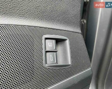 Серый Фольксваген Пассат, объемом двигателя 1.6 л и пробегом 258 тыс. км за 6500 $, фото 30 на Automoto.ua