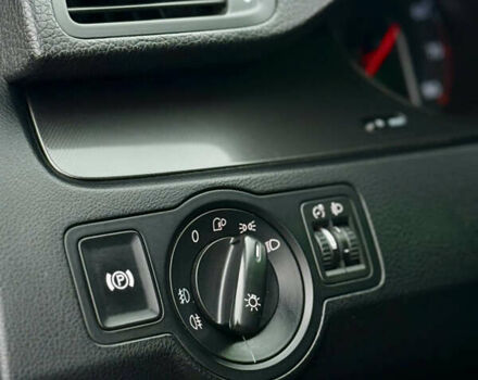 Серый Фольксваген Пассат, объемом двигателя 1.98 л и пробегом 251 тыс. км за 5650 $, фото 13 на Automoto.ua