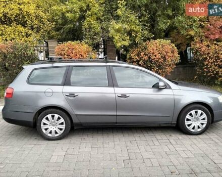 Серый Фольксваген Пассат, объемом двигателя 1.97 л и пробегом 289 тыс. км за 6700 $, фото 5 на Automoto.ua
