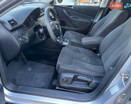 Серый Фольксваген Пассат, объемом двигателя 2 л и пробегом 240 тыс. км за 5350 $, фото 19 на Automoto.ua