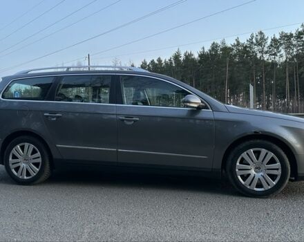 Серый Фольксваген Пассат, объемом двигателя 2 л и пробегом 290 тыс. км за 2000 $, фото 3 на Automoto.ua