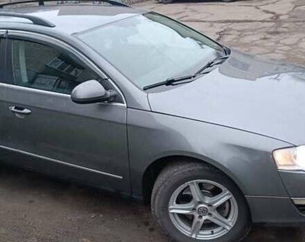 Серый Фольксваген Пассат, объемом двигателя 2 л и пробегом 335 тыс. км за 6000 $, фото 2 на Automoto.ua