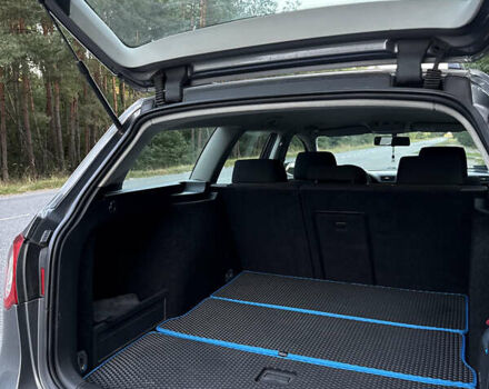 Серый Фольксваген Пассат, объемом двигателя 1.9 л и пробегом 435 тыс. км за 5200 $, фото 6 на Automoto.ua