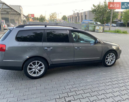Серый Фольксваген Пассат, объемом двигателя 2 л и пробегом 245 тыс. км за 5600 $, фото 5 на Automoto.ua