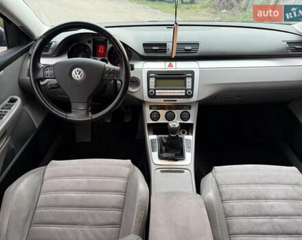 Серый Фольксваген Пассат, объемом двигателя 2 л и пробегом 282 тыс. км за 5750 $, фото 8 на Automoto.ua