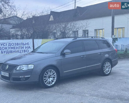 Серый Фольксваген Пассат, объемом двигателя 2 л и пробегом 300 тыс. км за 6500 $, фото 3 на Automoto.ua