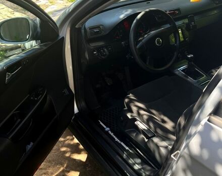 Сірий Фольксваген Пассат, об'ємом двигуна 1.9 л та пробігом 280 тис. км за 2800 $, фото 6 на Automoto.ua