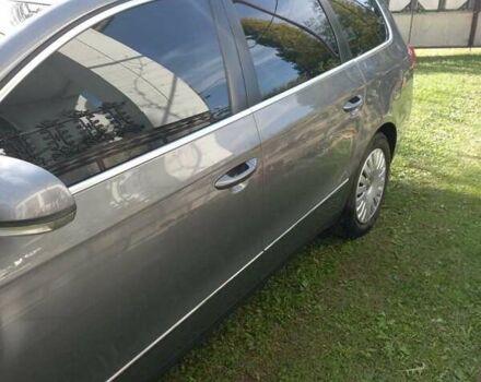 Серый Фольксваген Пассат, объемом двигателя 1.97 л и пробегом 250 тыс. км за 6600 $, фото 2 на Automoto.ua