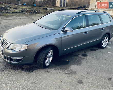 Серый Фольксваген Пассат, объемом двигателя 2 л и пробегом 298 тыс. км за 7700 $, фото 6 на Automoto.ua