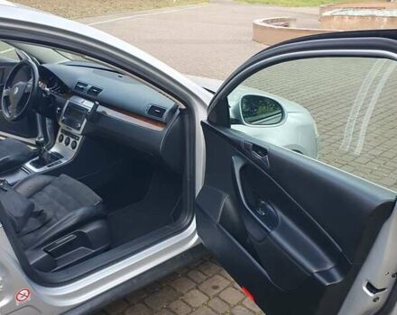 Сірий Фольксваген Пассат, об'ємом двигуна 1.6 л та пробігом 212 тис. км за 5900 $, фото 20 на Automoto.ua