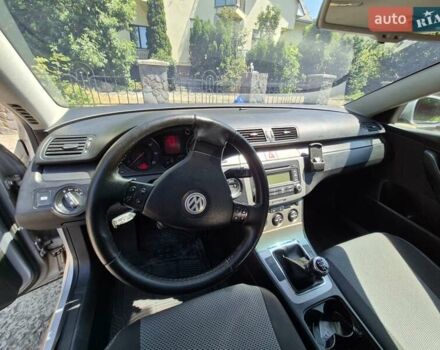 Серый Фольксваген Пассат, объемом двигателя 1.9 л и пробегом 300 тыс. км за 5300 $, фото 11 на Automoto.ua