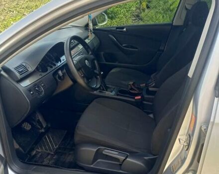 Серый Фольксваген Пассат, объемом двигателя 2 л и пробегом 250 тыс. км за 5300 $, фото 1 на Automoto.ua