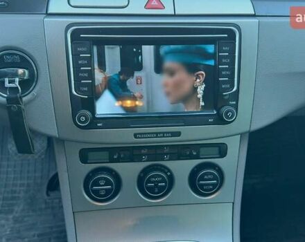 Серый Фольксваген Пассат, объемом двигателя 2 л и пробегом 204 тыс. км за 8500 $, фото 114 на Automoto.ua