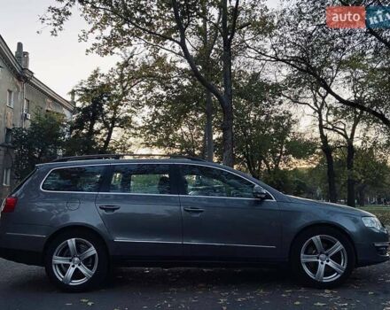 Серый Фольксваген Пассат, объемом двигателя 1.97 л и пробегом 295 тыс. км за 7999 $, фото 12 на Automoto.ua