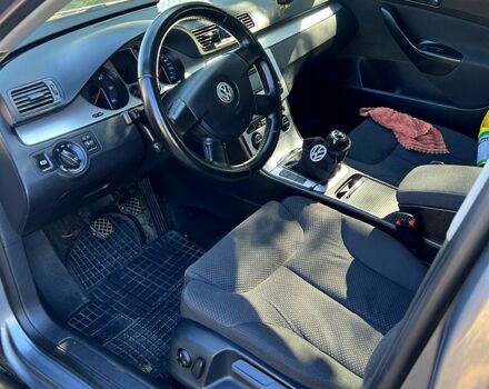 Серый Фольксваген Пассат, объемом двигателя 2 л и пробегом 365 тыс. км за 5800 $, фото 6 на Automoto.ua